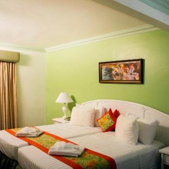 Dover Beach Hotel Thumbnail