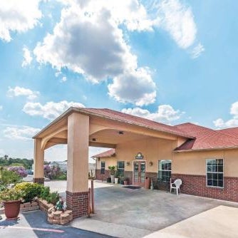 Days Inn by Wyndham Gainesville Thumbnail