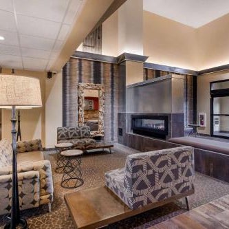 Comfort Suites Burlington Thumbnail