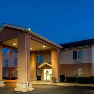 Super 8 by Wyndham Frankfort IN Thumbnail