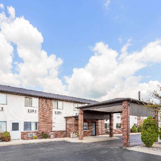 Super 8 by Wyndham Bourbonnais/Kankakee Area Thumbnail