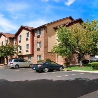 Super 8 by Wyndham Peoria East Thumbnail