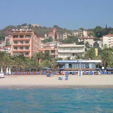 Grand Hotel Moroni