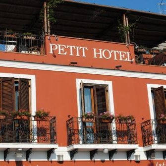 Petit Hotel