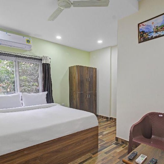 OYO 84999 Hotel SKS Grand Luxury Rooms