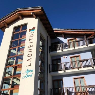Laghetto Alpine Hotel & Restaurant