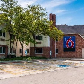 Motel 6-Arlington Heights, IL - Chicago North Central Thumbnail