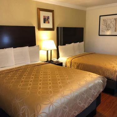 Lombard Plaza Motel Thumbnail
