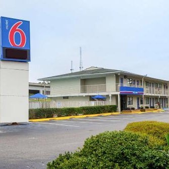 West Ashley Inn Thumbnail