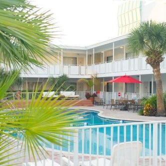 Collins Hotel Thumbnail
