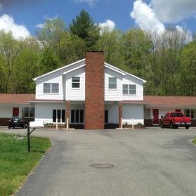 Economy Lodge 682 Main St Sturbridge Thumbnail