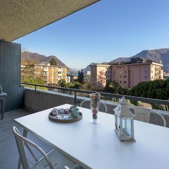 Monolocale con terrazzo vista lago Via Cassarinetta 7 by LR Thumbnail