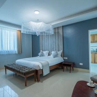 KRM Hotel - Caran