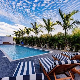 Kompose Boutique Hotel Sarasota Thumbnail