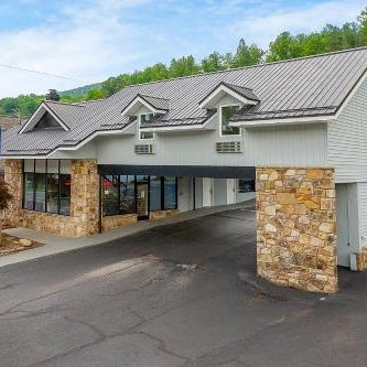 Gatlinburg Mountain Inn Thumbnail