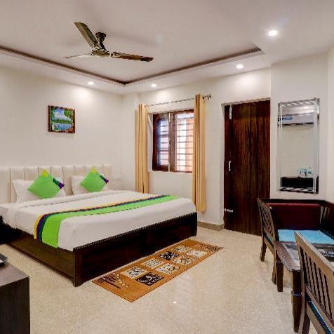 Itsy Hotels NV, Tapovan Thumbnail