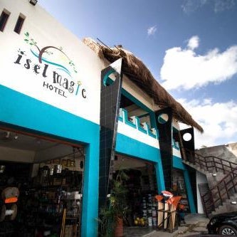 isel magic hotel Thumbnail