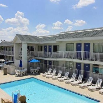Motel 6 Austin, TX - Central - North Thumbnail