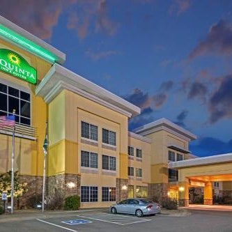 La Quinta Inn & Suites by Wyndham Elk City Thumbnail