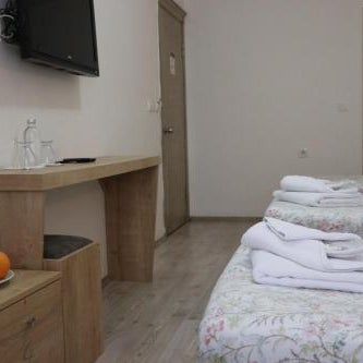 Golden Apple Hotel