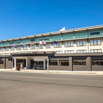 Nightelier Devonport Gateway Hotel