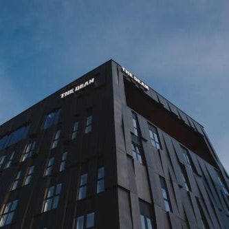 The Dean Cork Thumbnail