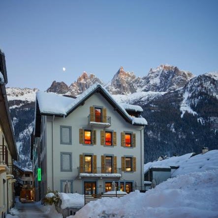 Cosmiques Hotel - Centre Chamonix Thumbnail