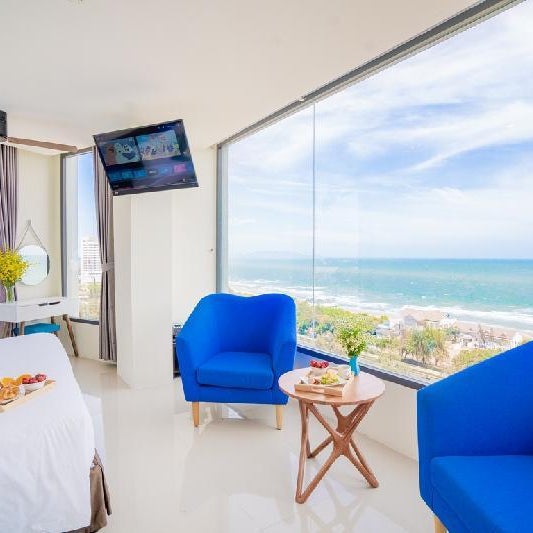 Annata Beach Hotel Thumbnail