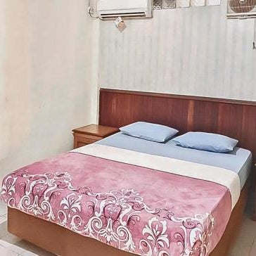 RedDoorz Syariah near Pasar Pagi Samarinda