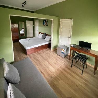 Residencial Avenida Geovanni - Central Sao Tome - Private Bathroom & Solar Backup