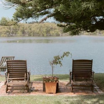 Black Swan Waterfront Motel Thumbnail