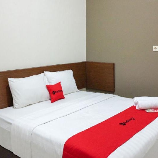 RedDoorz Syariah near Exit Tol Pemalang Comal 2