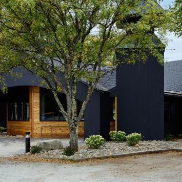 Tälta Lodge, a Bluebird by Lark Thumbnail