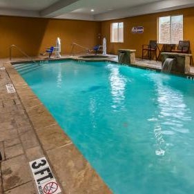 Best Western Bowie Inn & Suites Thumbnail