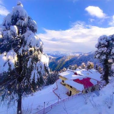 Hotel Himdhara, Near Mall Road Dalhousie