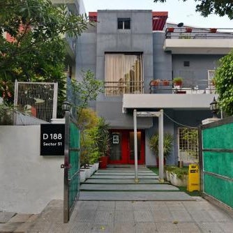 Townhouse Golden Frame near sec 62 noida Thumbnail