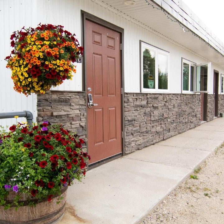 Alaska Frontier Inn