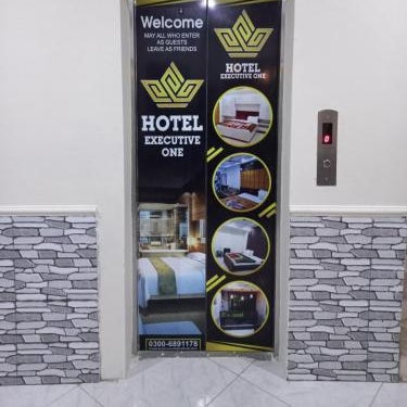 Hotel Executive One Thumbnail