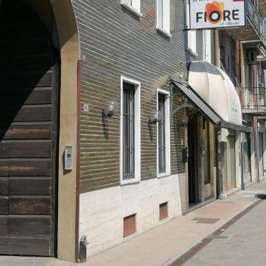 HOTEL FIORE & Fiocchi