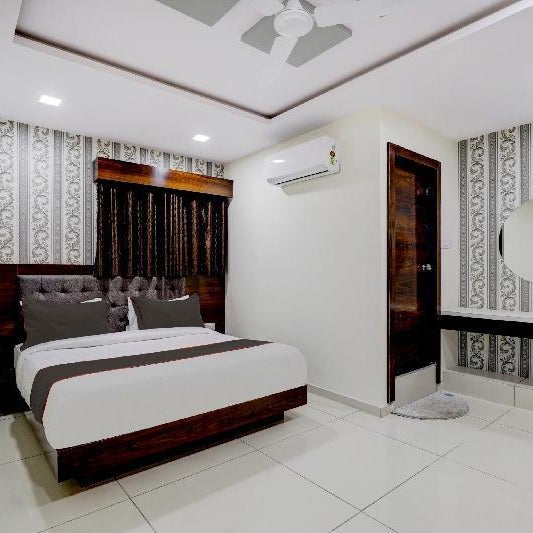 Super Collection O by OYO Lotus Gold Thumbnail