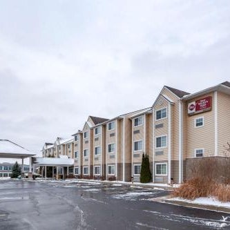 Best Western Plus Woodstock Inn & Suites Thumbnail
