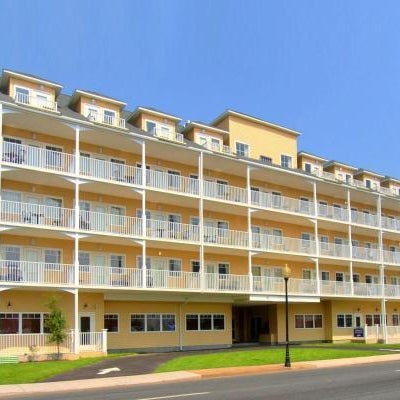 Gateway Hotel & Suites, an Ascend Hotel Collection Member Thumbnail