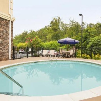 Country Inn & Suites by Radisson, Asheville West (Biltmore Estate), NC Thumbnail