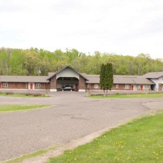 AmeriVu Inn & Suites - St Croix Falls Thumbnail