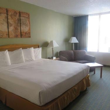 Baymont Inn & Suites by Wyndham Fargo Thumbnail