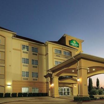 La Quinta Inn & Suites by Wyndham Dallas Hutchins Thumbnail
