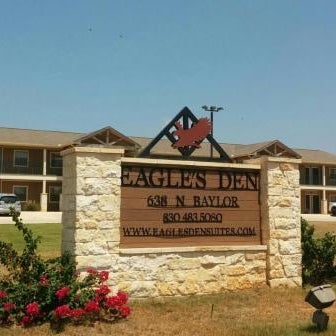 Eagle's Den Suites Cotulla a Travelodge by Wyndham Thumbnail