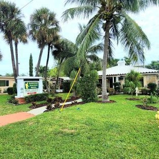 Barefoot Mailman Motel Thumbnail