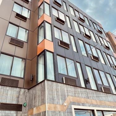 Capital Hotel Long Island City Thumbnail