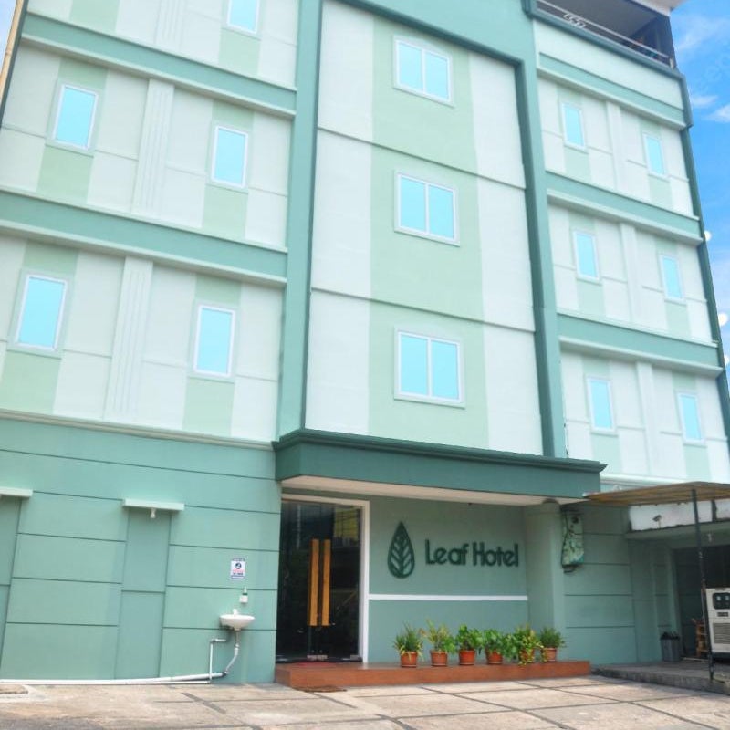 Leaf Hotel